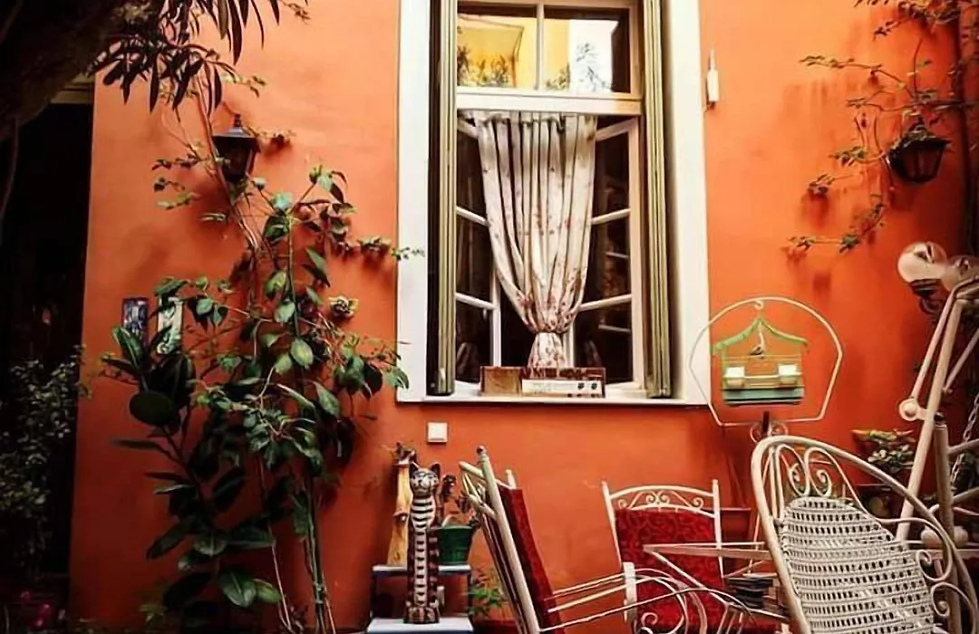 Athens Quinta-1